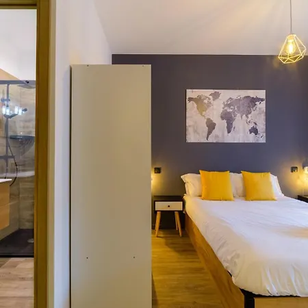 Vivez Antibes ! Logez A 6 Au Centre-Ville Extérieur photo